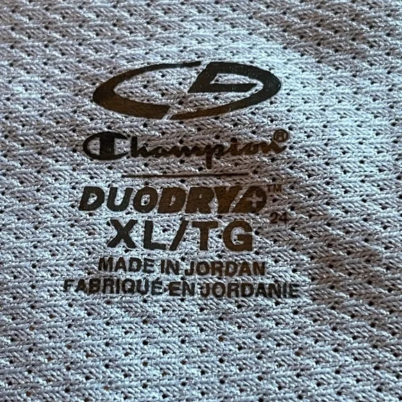 {CHAMPION} Black & Gray Pattern Loose Fit Athletic Top - Picture 9 of 10